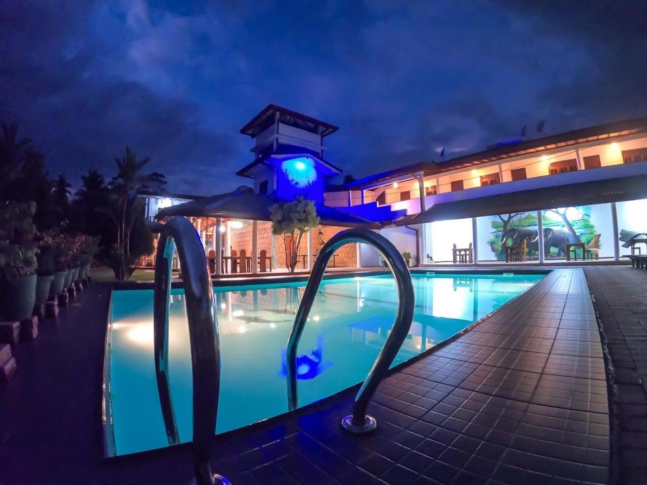 Villa 4U Bentota Exteriér fotografie
